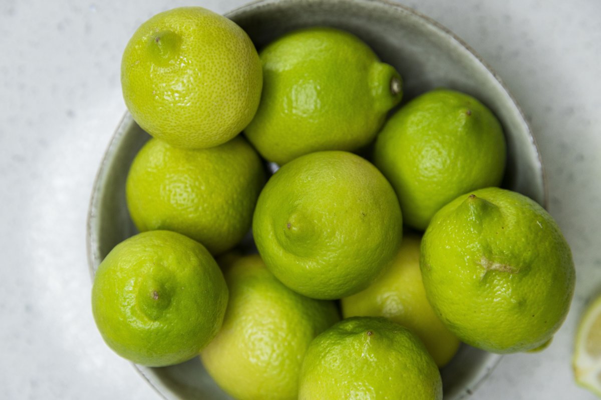 Lemons in a bowl