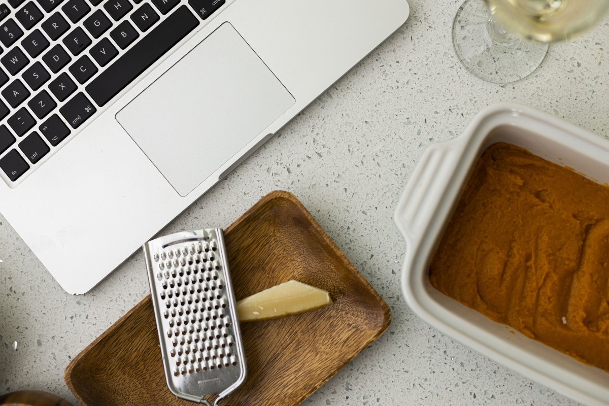 Cooking at home while working