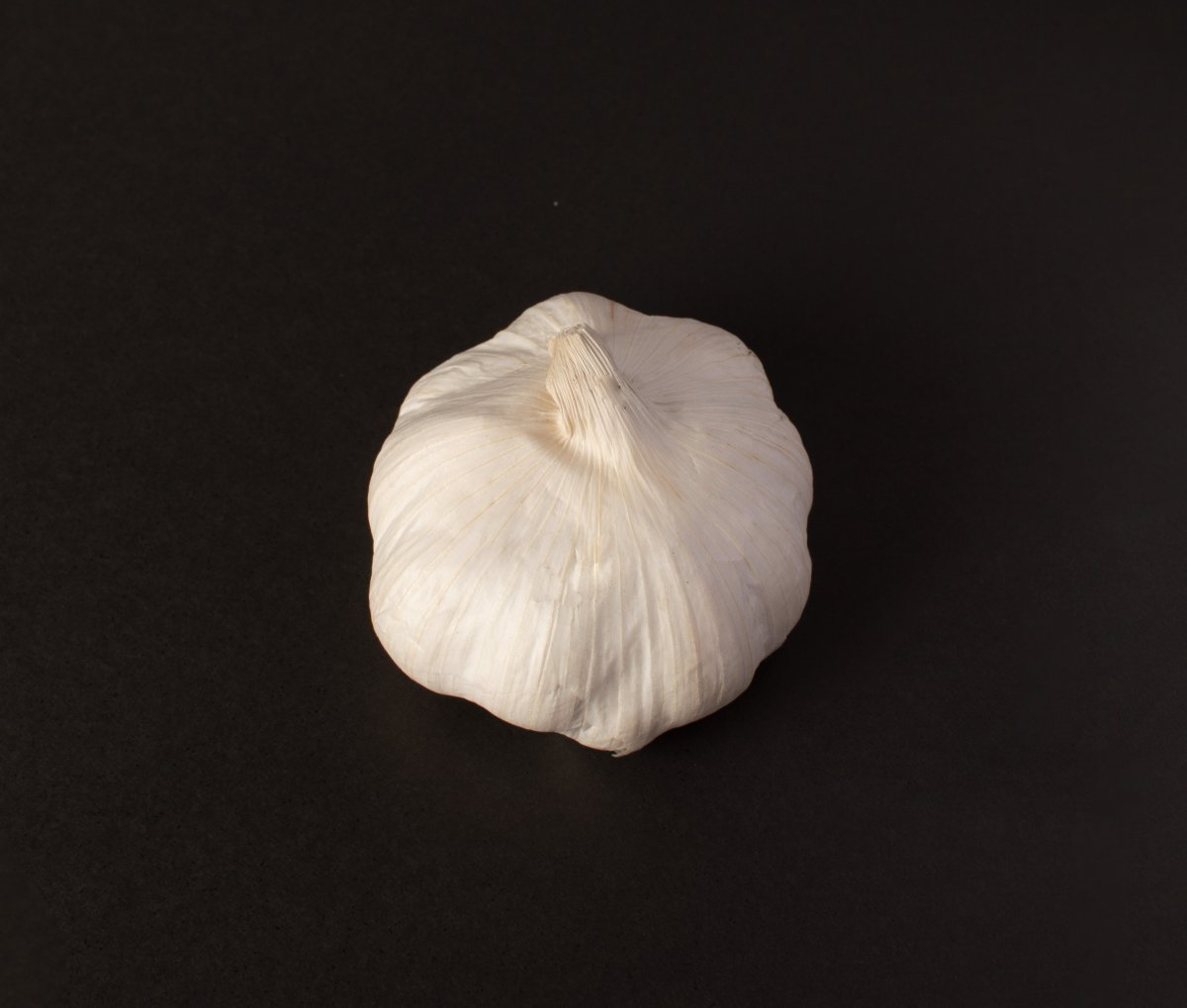 Whole garlic