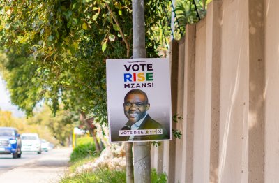 Rise Mzansi political sign with Songezo
